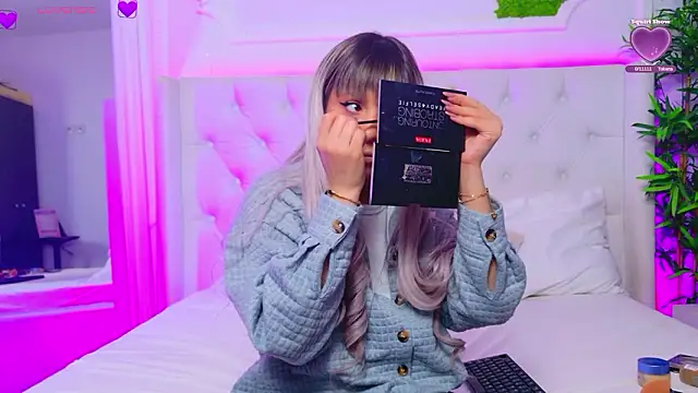 AriannaSins online show from 10, 2, 2026