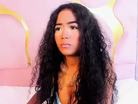camilaqueenh online show from 23, 10, 2025