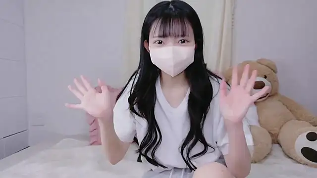 Snapshot of Mirai_oO16Oo chatting on 20, 10, 2025 Mirai oO16Oo online show from 20, 10, 2025