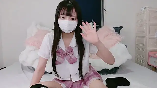 Snapshot of Mirai_oO16Oo chatting on 21, 10, 2025 Mirai oO16Oo online show from 21, 10, 2025