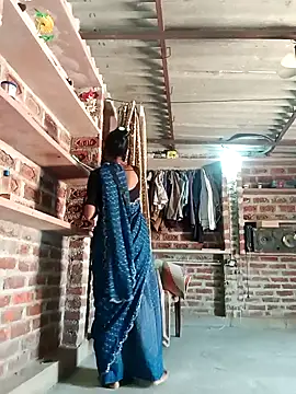 Rajni chauhan online show from 4, 3, 2026