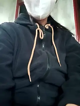 Snapshot of Kitymiu chatting on 15, 11, 2025 Kitymiu online show from 15, 11, 2025