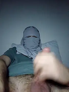 Snapshot of hasanland chatting on 9, 11, 2025 hasanland online show from 9, 11, 2025