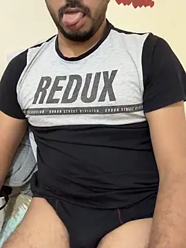 Handsome8677 online show from 21, 12, 2025