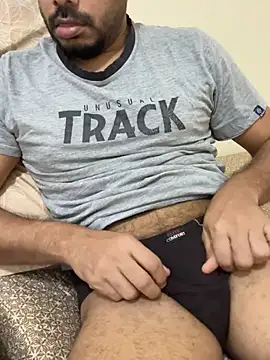 Snapshot of Handsome8677 chatting on 23, 2, 2026 Handsome8677 online show from 23, 2, 2026