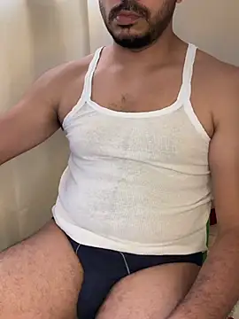 Snapshot of Handsome8677 chatting on 12, 4, 2026 Handsome8677 online show from 12, 4, 2026
