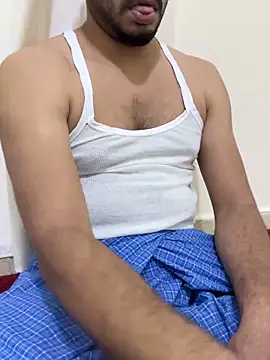 Snapshot of Handsome8677 chatting on 12, 4, 2026 Handsome8677 online show from 12, 4, 2026