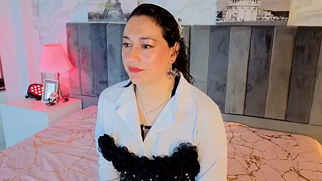 Elizabeth bennett 6 online show from 5, 1, 2026