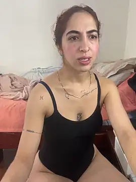 Snapshot of MariamGray1 chatting on 27, 5, 2026 MariamGray1 online show from 27, 5, 2026