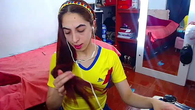 MariamGray1 online show from 4, 7, 2026