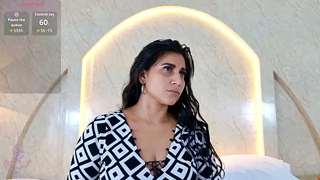 Snapshot of Antonella_Russo1 chatting on 21, 5, 2026 Antonella Russo1 online show from 21, 5, 2026