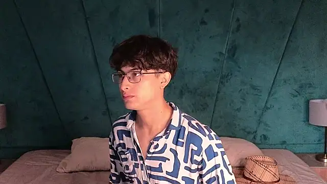 Aaron Eze online show from 29, 3, 2026