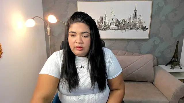 Snapshot of Sara_clk chatting on 30, 4, 2026 Sara clk online show from 30, 4, 2026