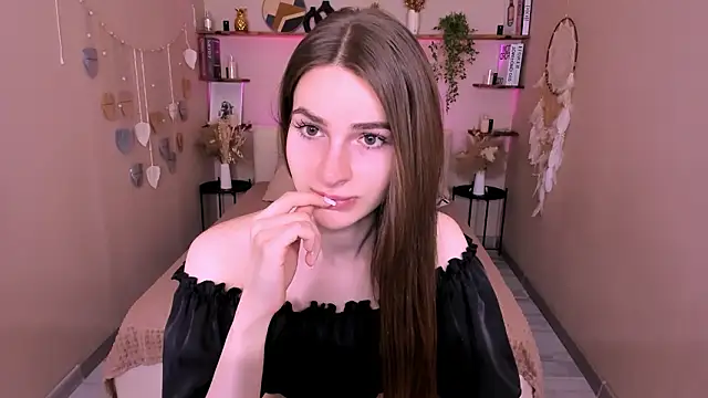 Snapshot of RoxyMorris chatting on 26, 3, 2026 RoxyMorris online show from 26, 3, 2026