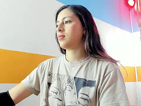 Snapshot of moon_winy chatting on 21, 10, 2025 moon winy online show from 21, 10, 2025