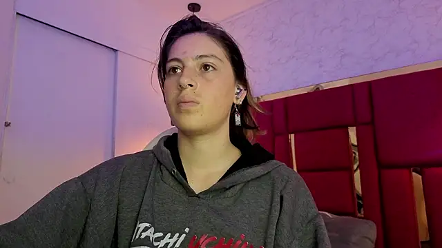 Snapshot of moon_winy chatting on 10, 2, 2026 moon winy online show from 10, 2, 2026