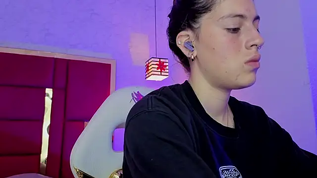 moon winy online show from 20, 3, 2026