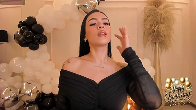 ChristineFord  online show from 6, 11, 2025