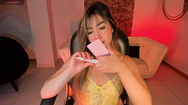 AnnieMonroe1 online show from 15, 1, 2026