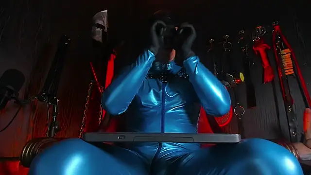 Snapshot of Master_Connor_BDSM chatting on 5, 7, 2026 Master Connor BDSM online show from 5, 7, 2026