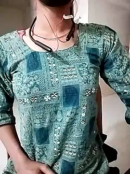 Snapshot of Ratri-Biswas chatting on 8, 11, 2025 Ratri-Biswas online show from 8, 11, 2025