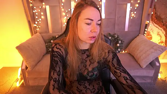 VixenMuse online show from 2, 2, 2026