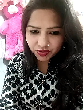 Vanshika1432 online show from 11, 1, 2026