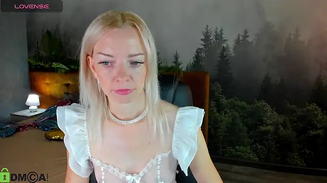 Keetti  online show from 22, 10, 2025