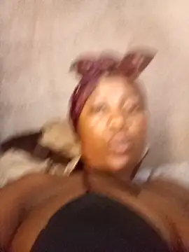 Bretbooty23 online show from 22, 10, 2025