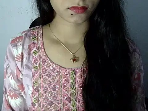 Snapshot of Shezi_N chatting on 2, 8, 2026 Shezi N online show from 2, 8, 2026