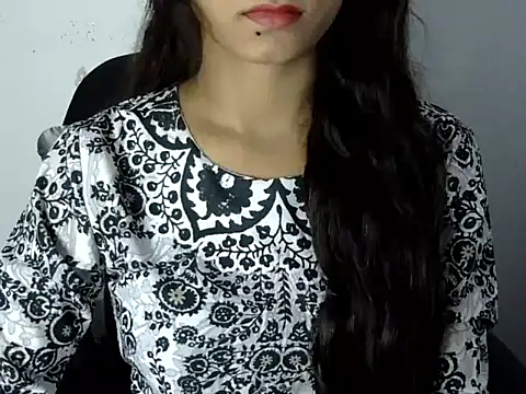 Snapshot of Shezi_N chatting on 6, 8, 2026 Shezi N online show from 6, 8, 2026
