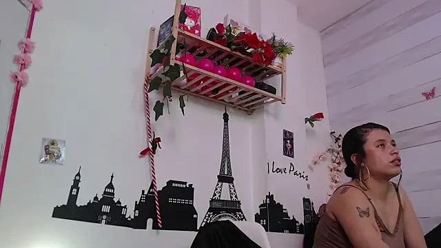 Snapshot of petite_coral chatting on 22, 6, 2026 petite coral online show from 22, 6, 2026