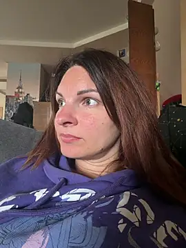 kinkysarahx online show from 30, 4, 2026