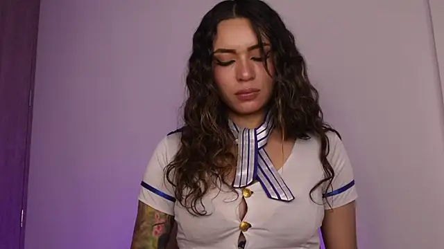 lara bombshelll online show from 9, 1, 2026