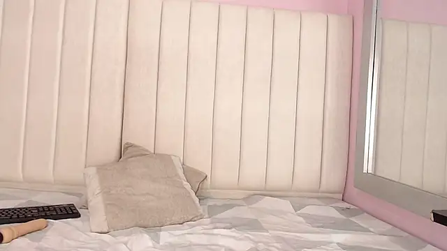 miel alisha online show from 9, 1, 2026