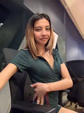 MiaaCute- online show from 17, 12, 2025