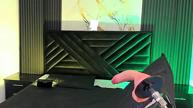 Snapshot of Halleyrosse chatting on 24, 10, 2025 Halleyrosse online show from 24, 10, 2025