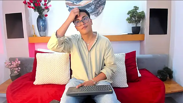 JohnBelRose online show from 23, 12, 2025