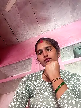 Snapshot of Pooja_shre chatting on 3, 8, 2026 Pooja shre online show from 3, 8, 2026
