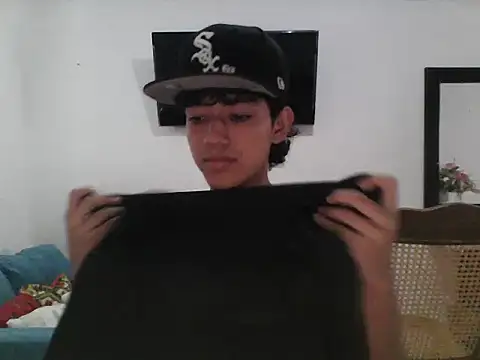 Snapshot of Alex_king17 chatting on 30, 4, 2026 Alex king17 online show from 30, 4, 2026