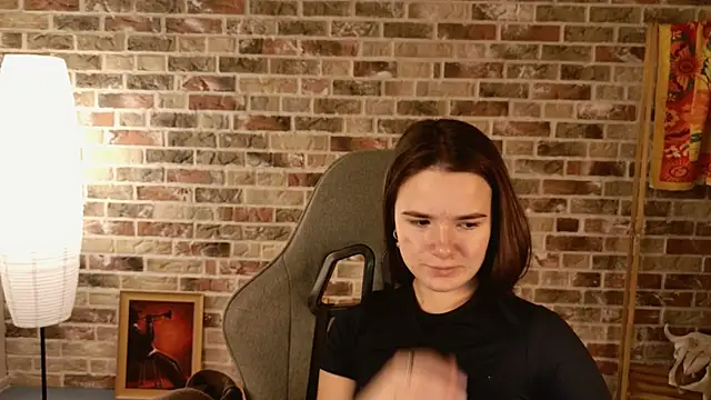 May Bloom online show from 18, 12, 2025