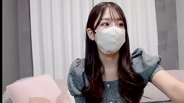 Snapshot of LOVE_MIREI_LOVE chatting on 10, 5, 2026 LOVE MIREI LOVE online show from 10, 5, 2026