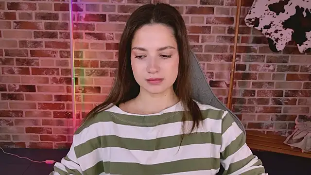 KiraVair online show from 13, 3, 2026