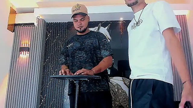 handsome boys22 online show from 27, 10, 2025