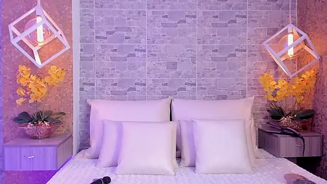 Catalina-Thompson online show from 19, 11, 2025