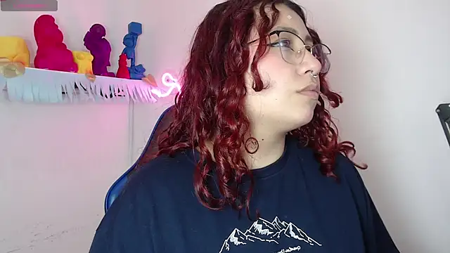 littlee red online show from 21, 11, 2025