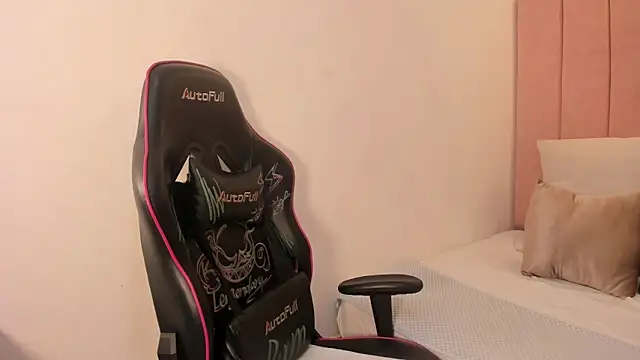 dulce morbida online show from 23, 10, 2025