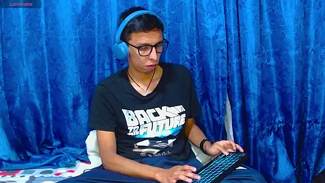 DavTwink3100 online show from 2, 3, 2026