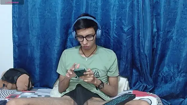 DavTwink3100 online show from 5, 4, 2026