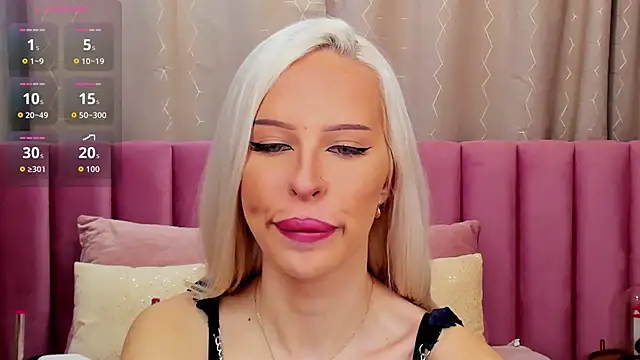 KailaCrystall online show from 14, 12, 2025